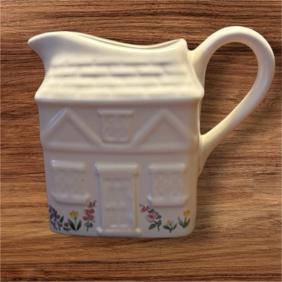 Pfaltzgraff Cape May Creamer Pitcher Cottage House Floral Pattern - Picture 2 of 6